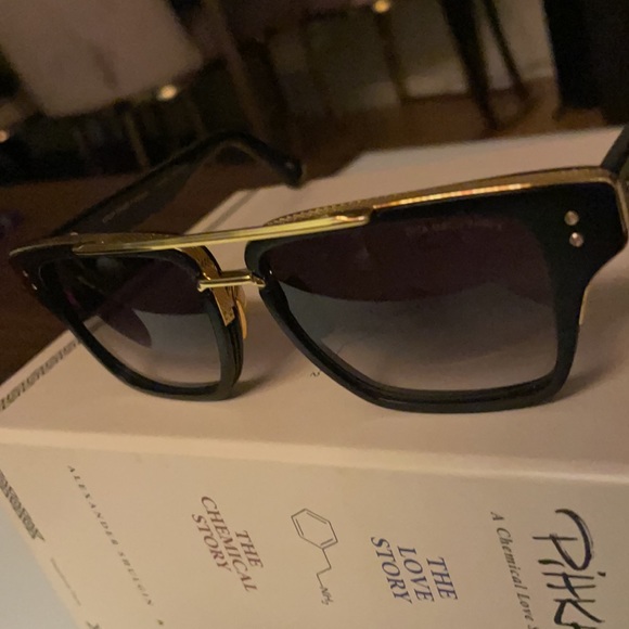 *Dita* Mach Three - Picture 9 of 9